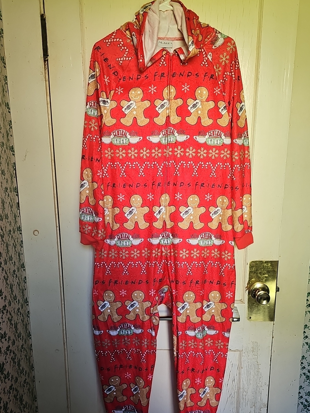Womens SM FRIENDS Red Gingerbread CHRISTMAS Print Zip-Up Onesie Pajama